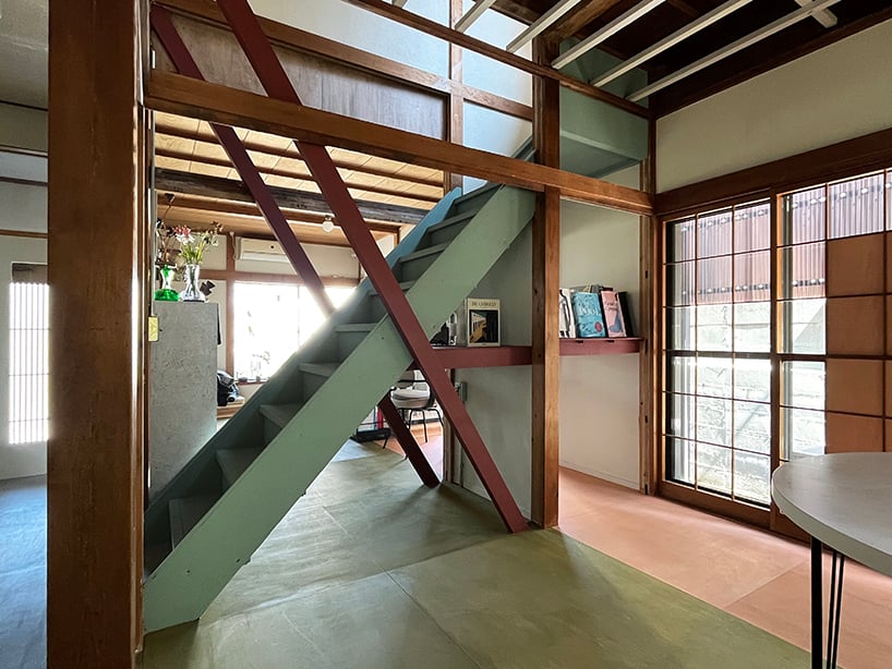 Lenz Design преображает традиционный японский дом, используя «митатэ», чтобы привнести современность